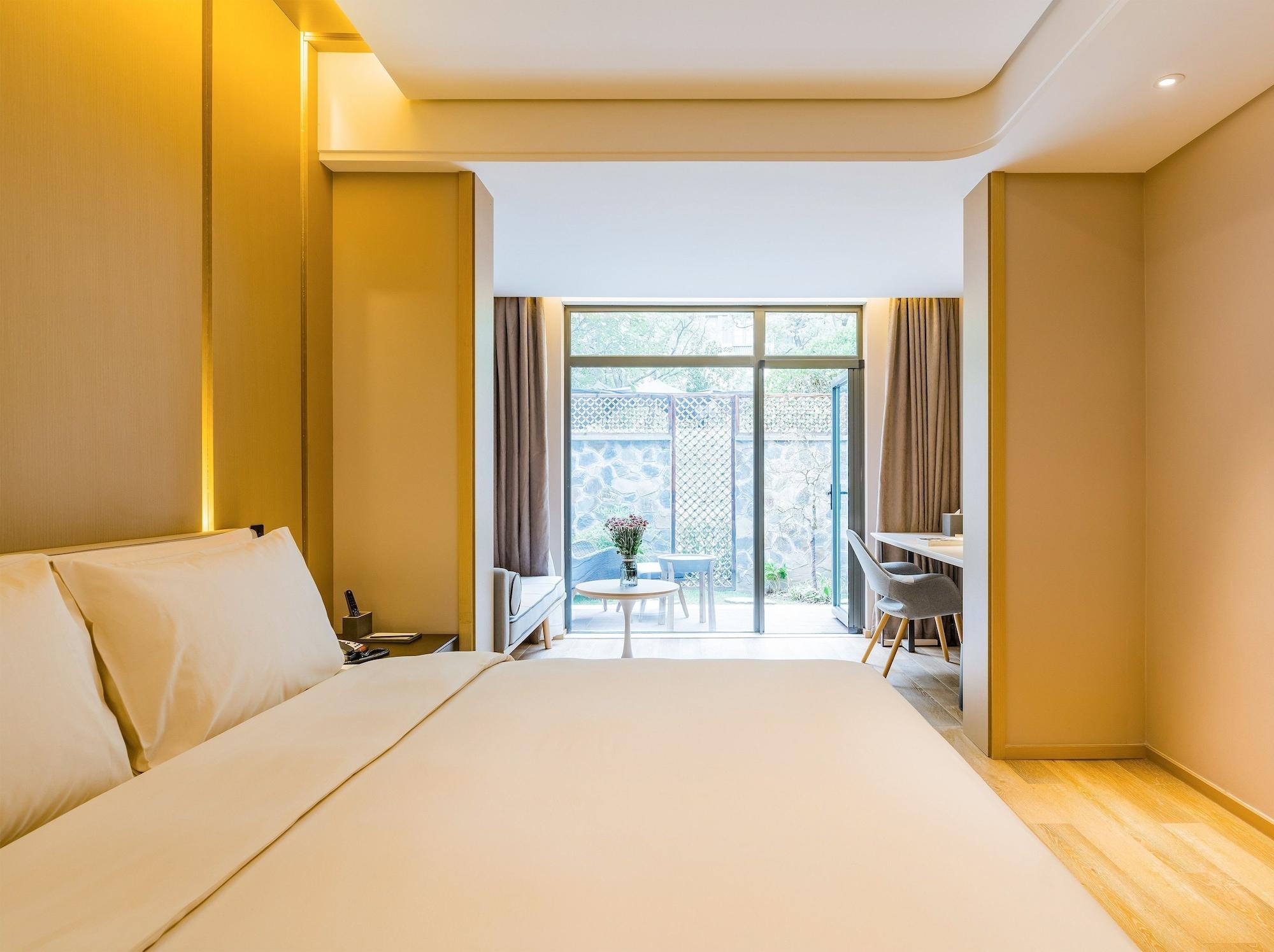 Shanghai Rongju Hotel Lujiazui Hotel Екстериор снимка