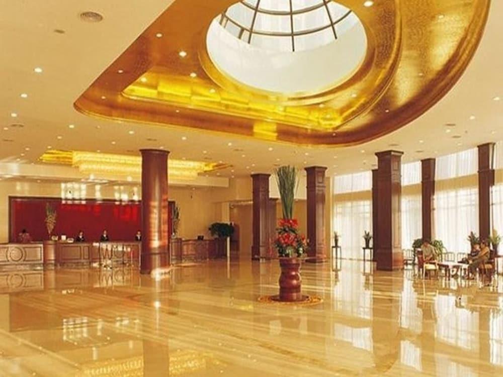 Shanghai Rongju Hotel Lujiazui Hotel Екстериор снимка