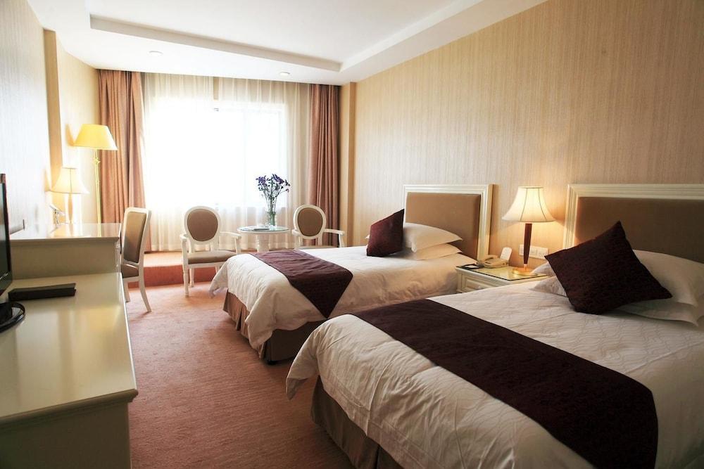 Shanghai Rongju Hotel Lujiazui Hotel Екстериор снимка