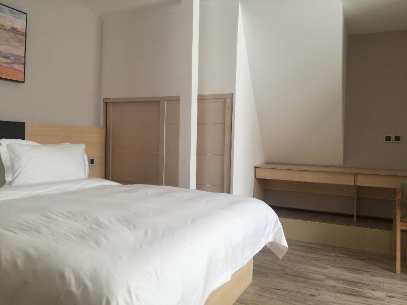 Shanghai Rongju Hotel Lujiazui Hotel Екстериор снимка